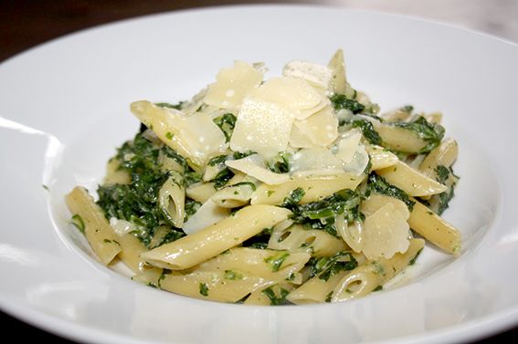 Penne mit Blattspinat