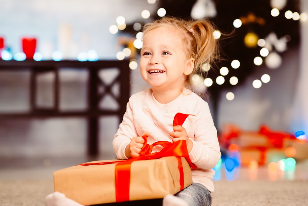 Schenken mit Nebenwirkungen - Warum zu viele Geschenke schaden