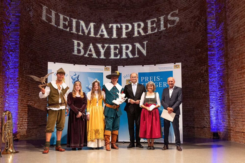 Heimat-Projekte gewinnen Heimatpreis Südbayern