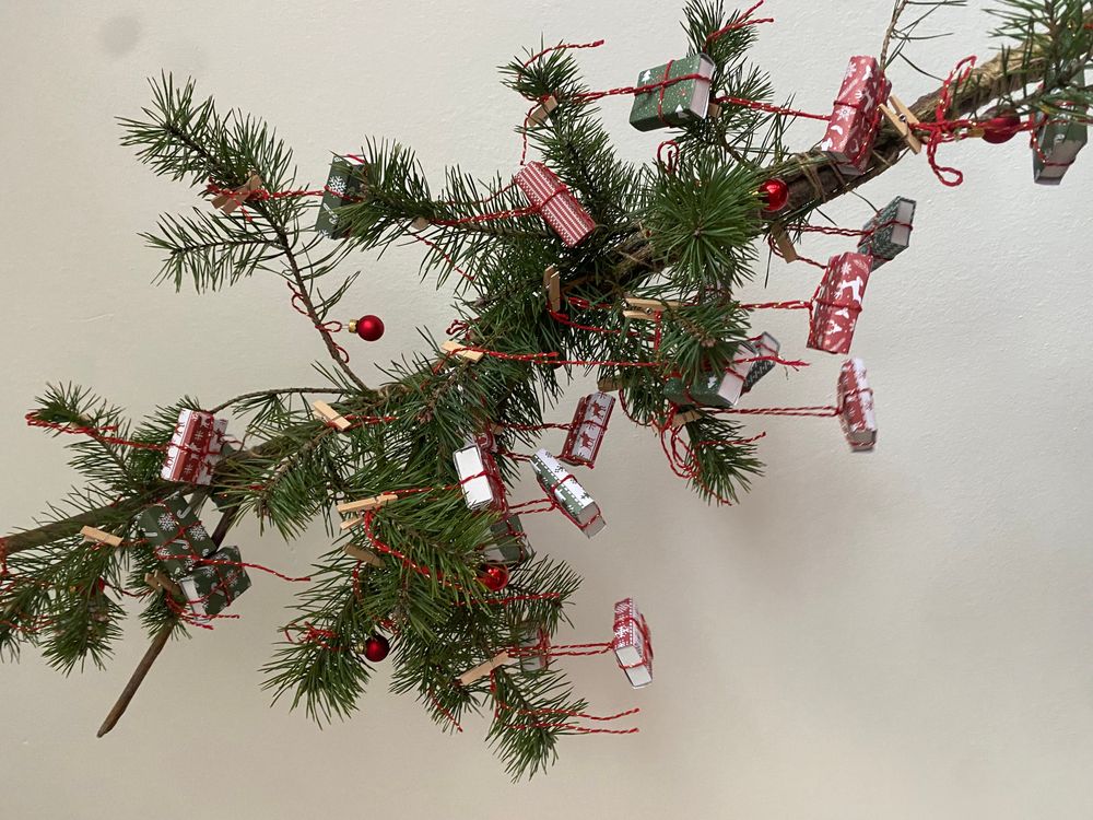 Adventskalender aus Streichholzschachteln - günstig & schnell selber basteln – Bild 1 von 4