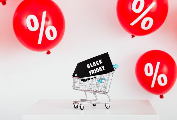 Black Friday und Cyber Monday: Schnäppchenjagd um jeden Preis?