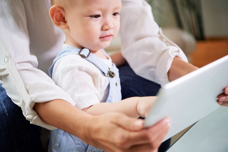 Kinder und KI: Bewusster Umgang mit moderner Technik