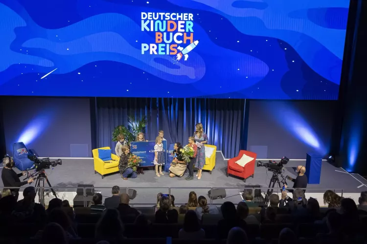 Der Deutsche Kinderbuchpreis startet in das Buchpreisjahr 2023